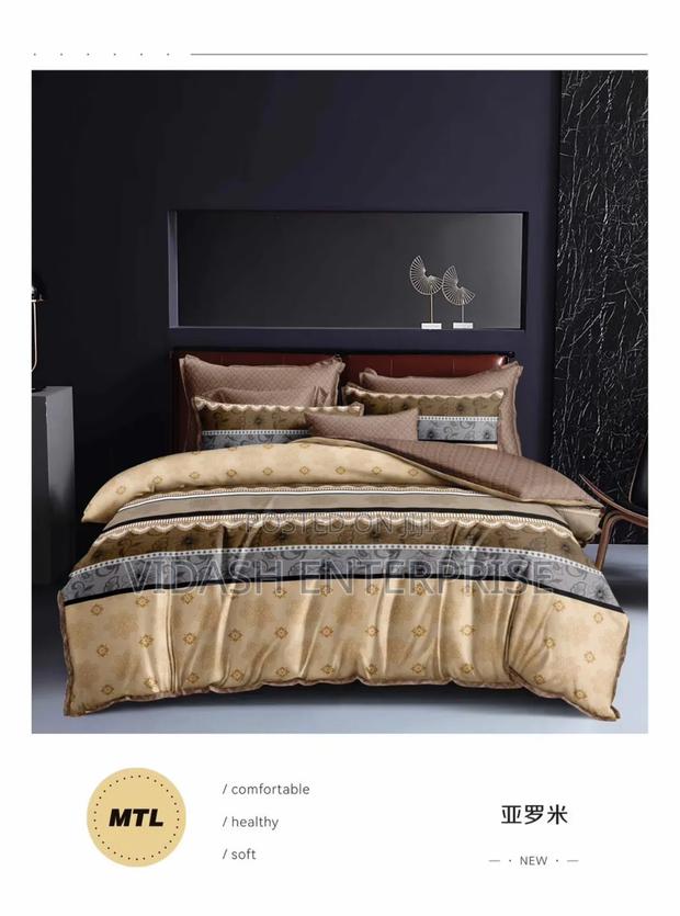 Soft Luxury Duvet Set ( 7 Pieces ) · Photo 1