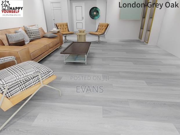 Spc Floor Oak Grey · Photo 4