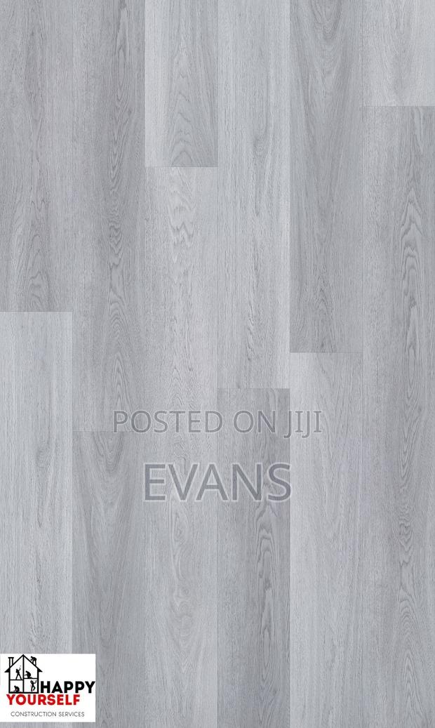 Spc Floor Oak Grey · Photo 3