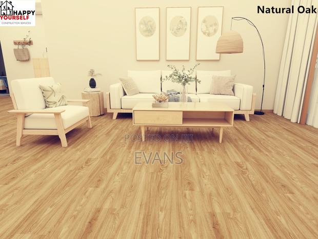 Spc Vynil Natural Oak Shade · Photo 1