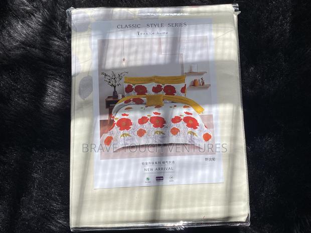 King Size 2 Bedsheet With 4 Pillow Case - 00578 · Photo 1