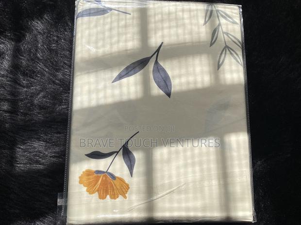 King Size 2 Bedsheet With 4 Pillow Case - 00116 · Photo 2