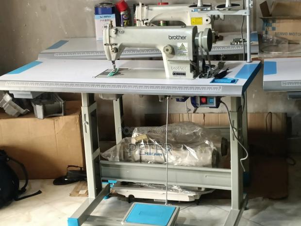Brother Sewing Machine (Full Set). · Photo 4