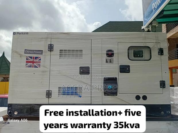 Actual Power Capacity Perkins 35kva Diesel Gen 35kva Genset · Photo 1