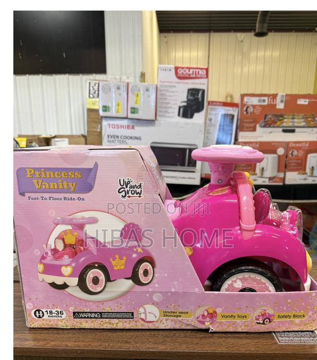 Up and Grow Princess Vanity Foot to Floor Ride on Car · Photo 1
