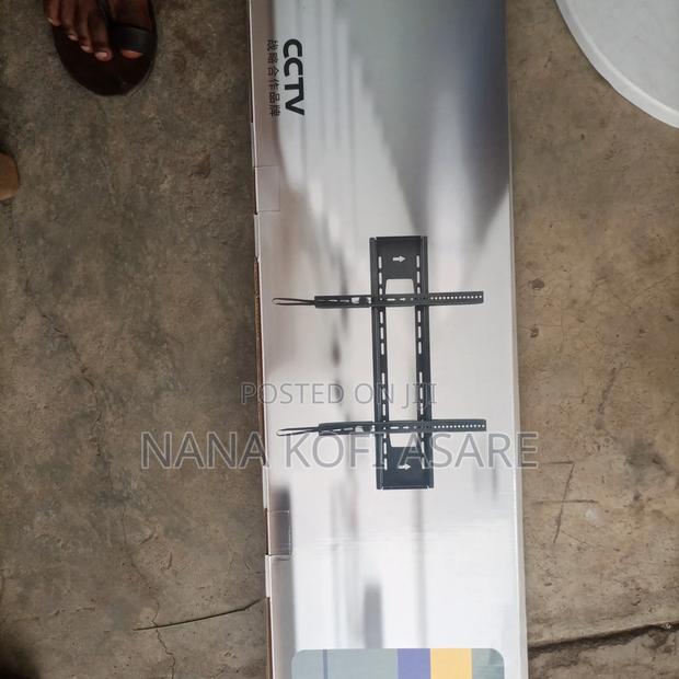 Cc Tv Wall Mount/Bracket 60 to 120 · Photo 1