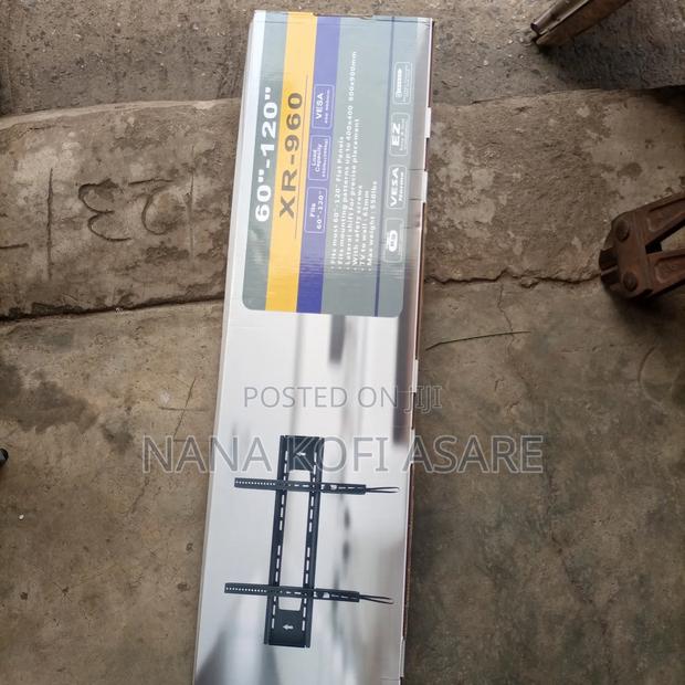Cc Tv Wall Mount/Bracket 60 to 120 · Photo 5