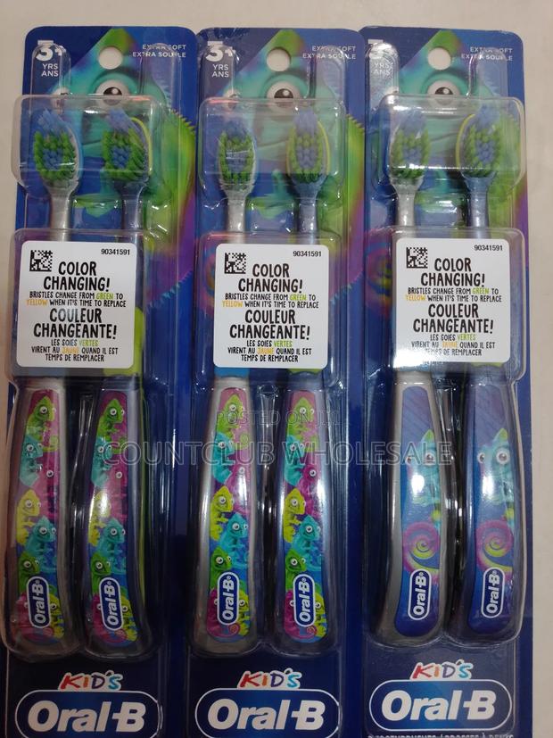 Kids Oral-B Brush · Photo 1