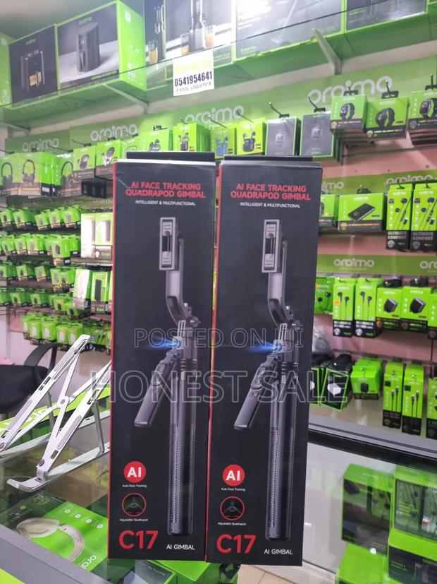 C17 Ai Auto Face Tracking Adjustable Guadrapod Gimbal · Photo 2
