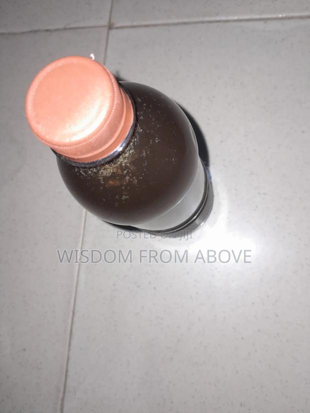Raw Honey It's Undiluted Village Bees Honey From Kwahu · Photo 2