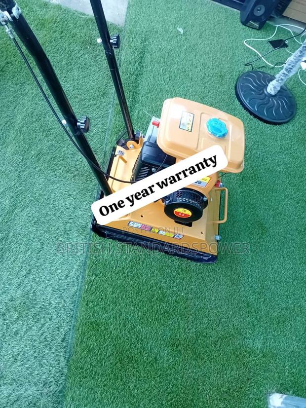 Highly Productive Plate Compactor · Photo 1