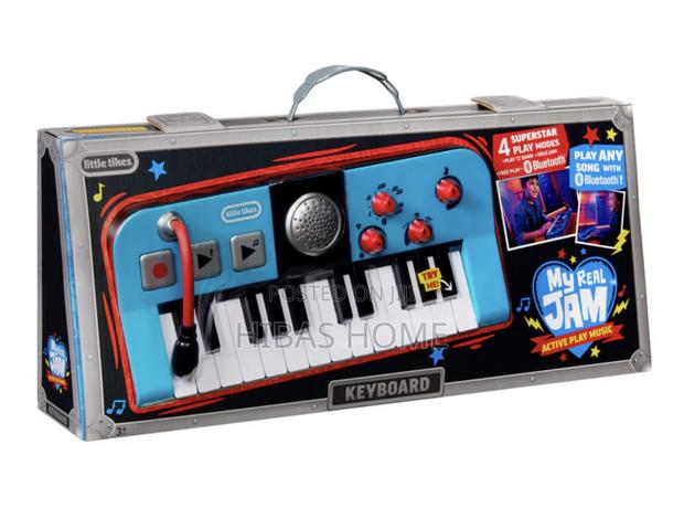 Little Tikes My Real Jam Keyboard Microphone Kids Piano · Photo 3