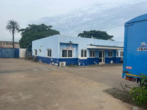Warehouse for Sale · Photo 3