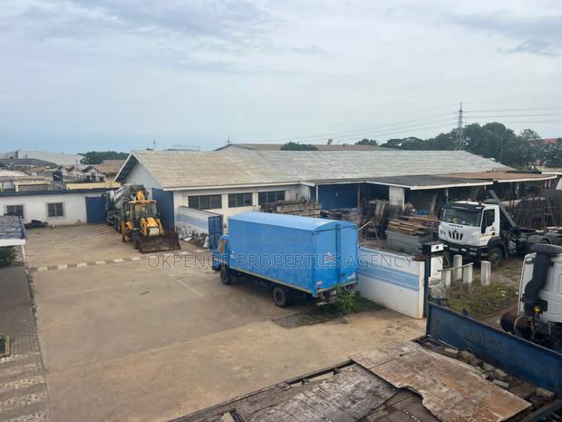 Warehouse for Sale · Photo 4