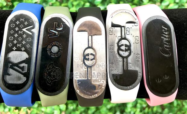 Unisex Bands/Bracelets · Photo 1