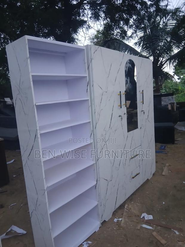 Quality Wardrobe With Shoe Rack · Photo 1