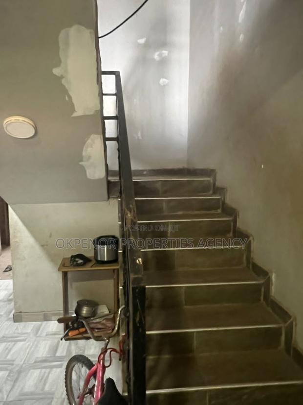 7bdrm House in Afienya, Tema Metropolitan for sale · Photo 8