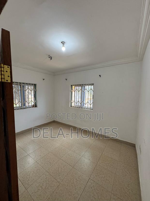 2bdrm Apartment in Adenta, Commandos for rent · Photo 4