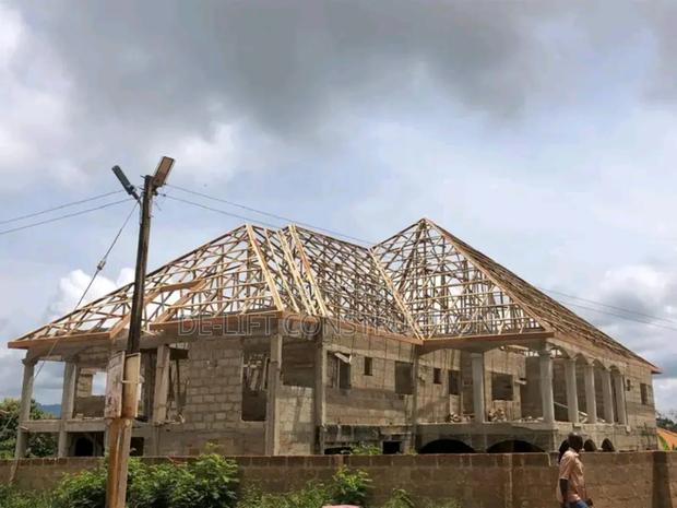 Are You Looking for a Professional Carpenter · Photo 4