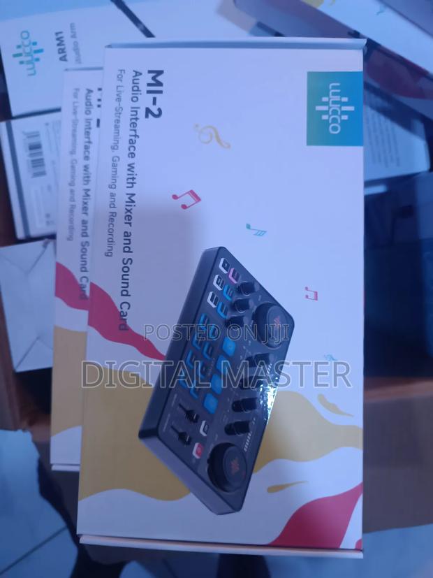 Luucco Mi-2 Audio Interface With Mixer and Sound Card · Photo 4