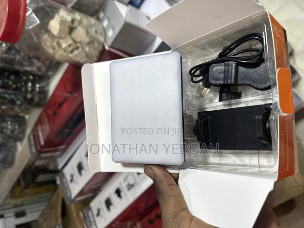 Portable Selfie Clip Led Light · Photo 5