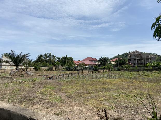 2 Plots of Land for Sale at Kokrobite · Photo 6