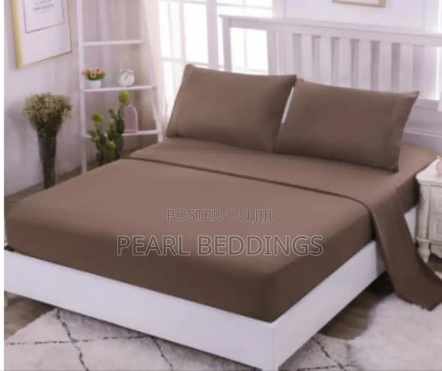 Luxurious Plain 100% Cotton Bedsheets Available · Photo 5