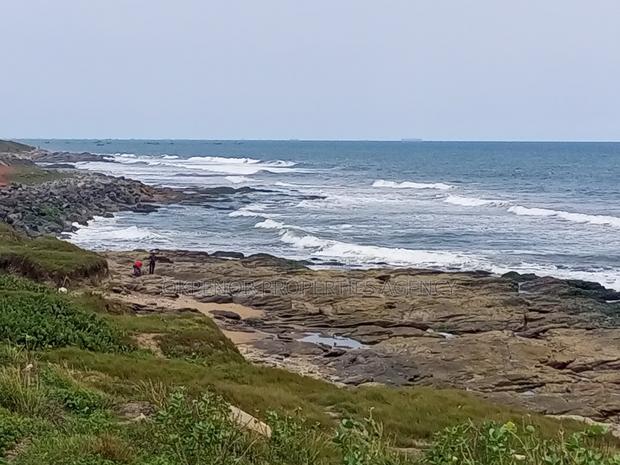 Beachfront of Land for Sale at Teshie · Photo 1