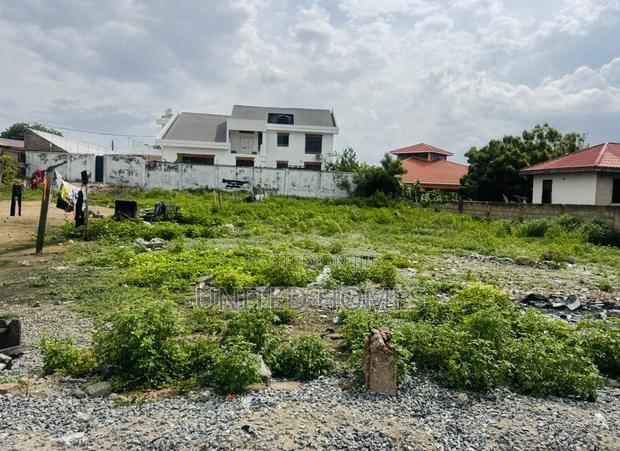 Adjiriganor 2 Plot of Land for Sale · Photo 2