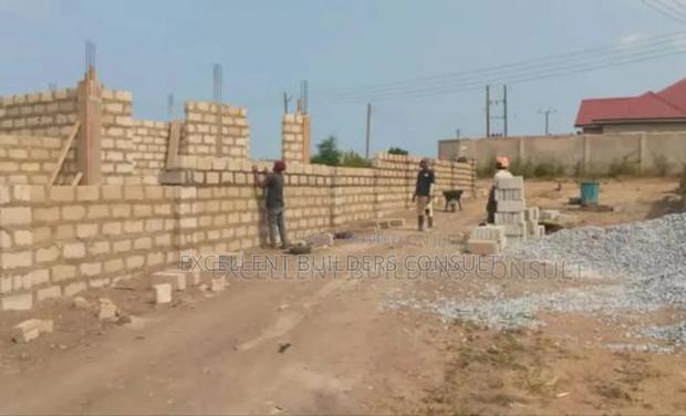 Wall Construction and Fencing · Photo 3
