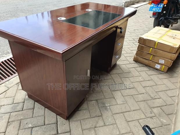 Executive Desk (140cm) Standard · Photo 2
