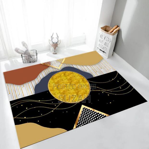 Galaxy Watch Room's Middle Carpet · Photo 1