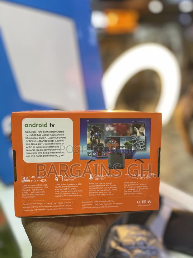 M8 Mini Android Smart Tv Box and Retro Game Console · Photo 3