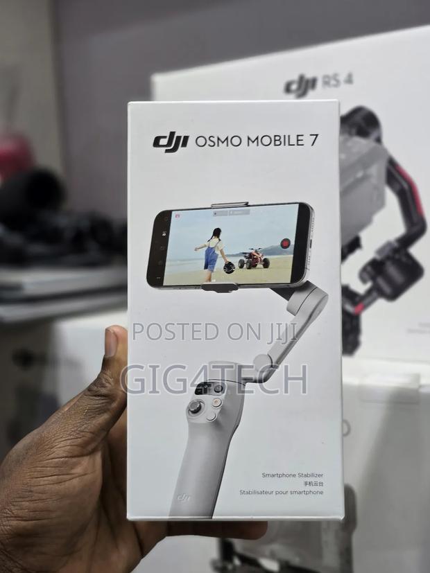 Dji Osmo 7 Smartphone Gimbal Stabilizer · Photo 1