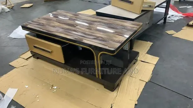 Center Table · Photo 1