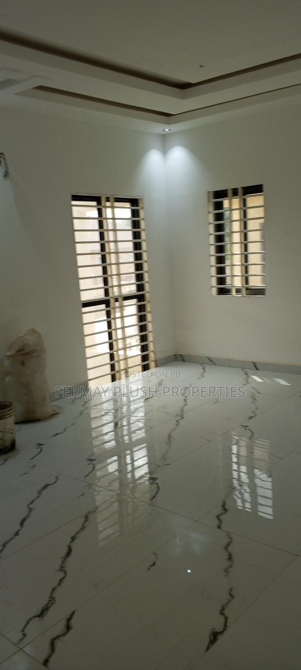 4bdrm Mansion in Newly Built Machine, Accra Metropolitan for sale · Photo 5