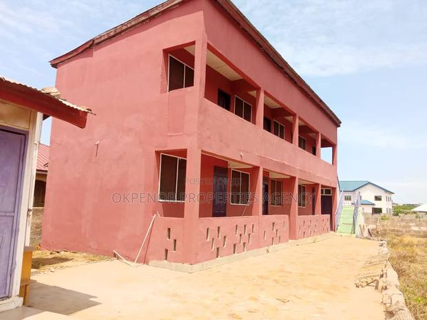 9bdrm House in Dawhenya Tema for sale · Photo 1
