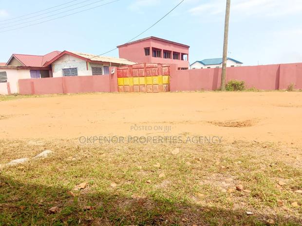 9bdrm House in Dawhenya Tema for sale · Photo 5