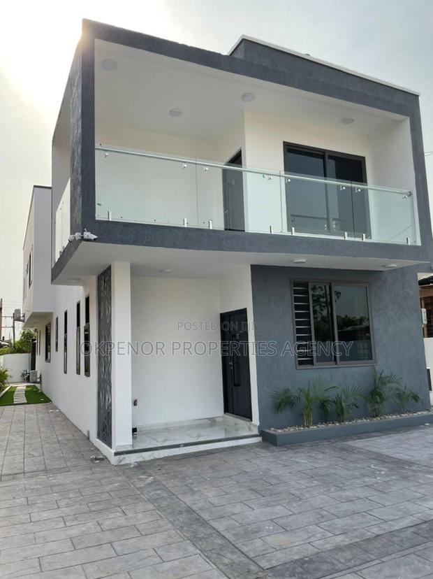 Property for Sale at Ridge · Photo 7