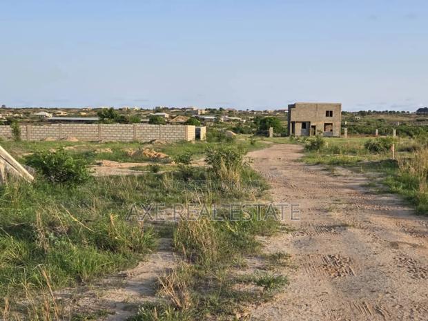 New Satisfied Lands at Prampram Beach Lane · Photo 1