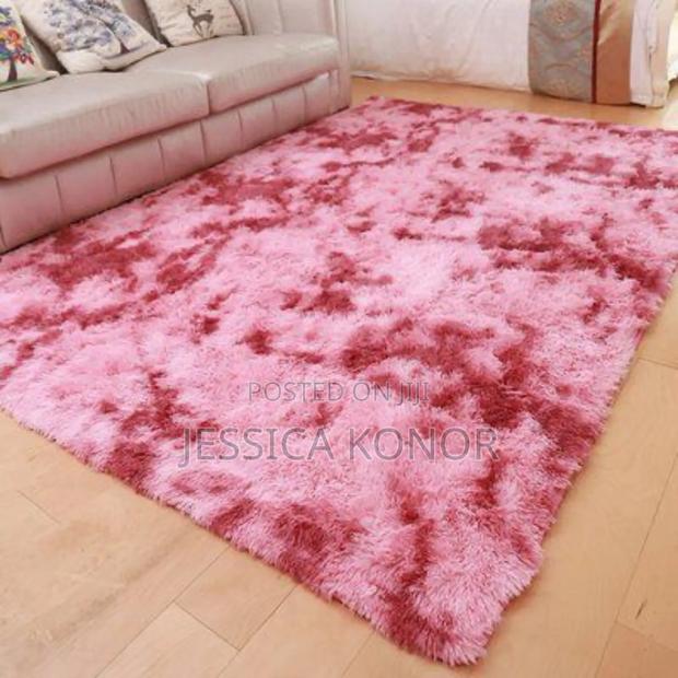 Premium Quality Fluffy Mat. · Photo 1