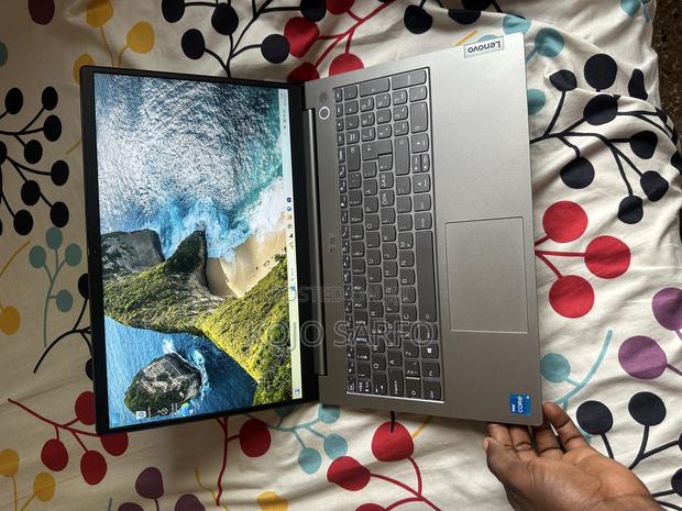 Laptop Lenovo ThinkPad T14 G2 8GB Intel Core i5 SSD 256GB · Photo 2