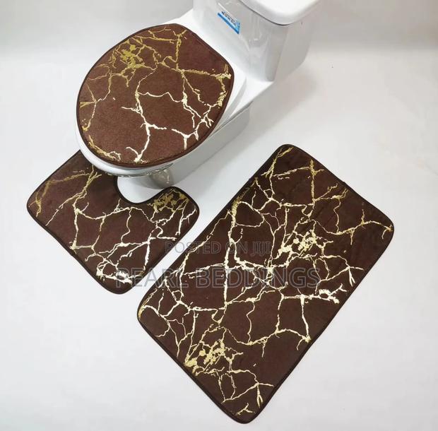 3pcs Non Slip Bathroom Mat Set Available in Stunning Designs · Photo 8