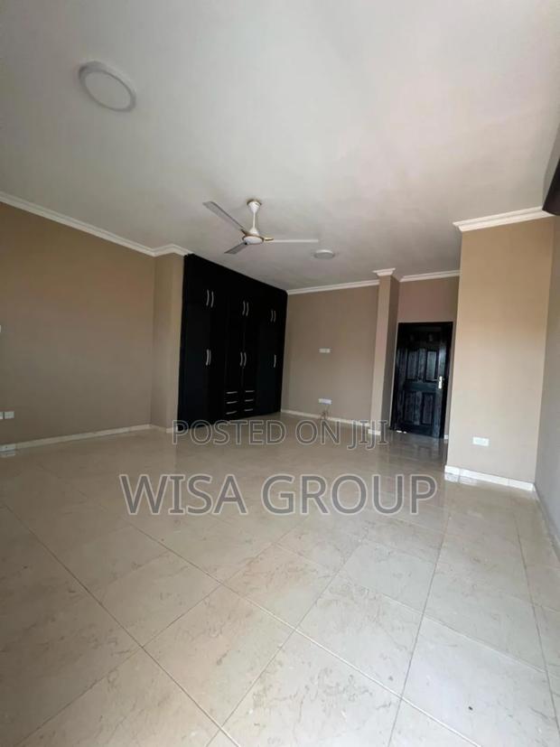 4bdrm Duplex in Wisa Group, Accra Metropolitan for rent · Photo 4