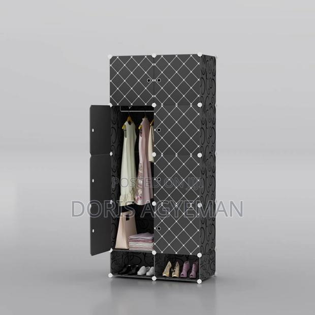 Cube Wardrobes · Photo 2