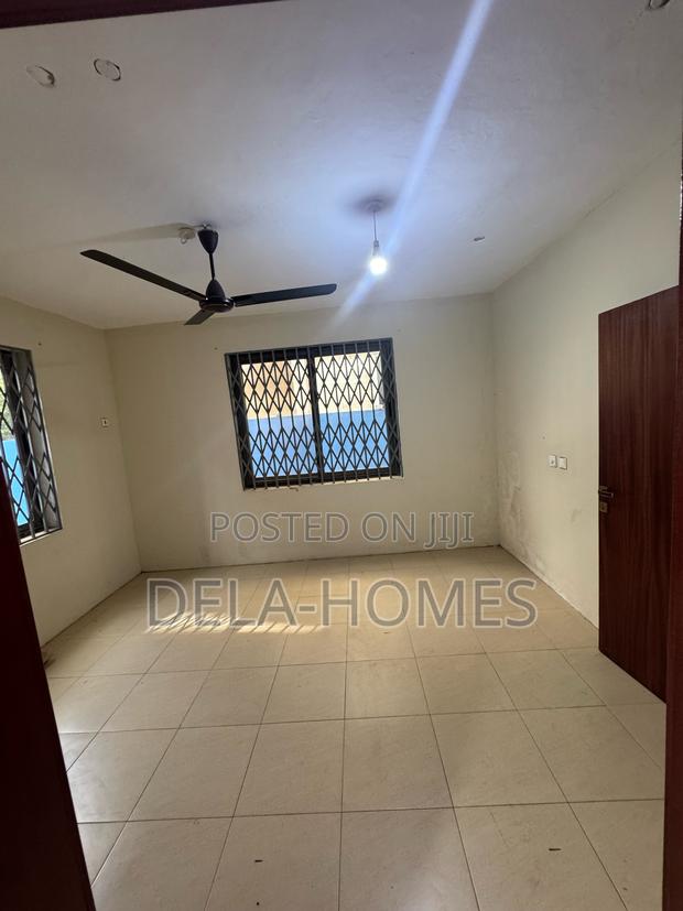 2bdrm Apartment in Adenta, Housing Down for rent · Photo 3
