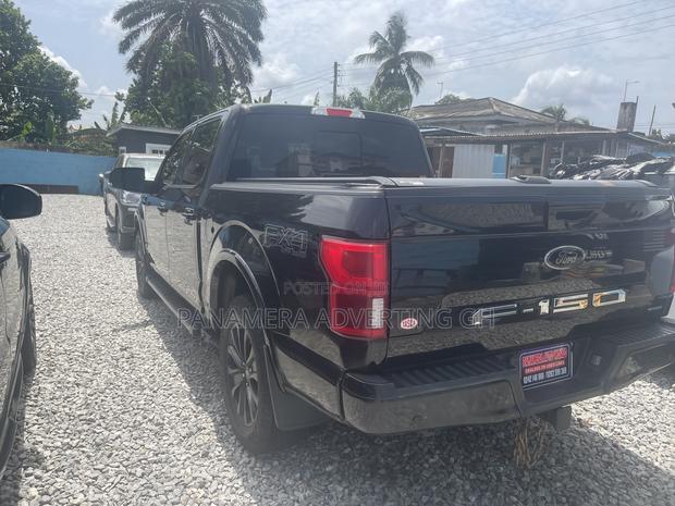 Ford F-150 Lariat 4x4 SuperCab Styleside 8 ft. box 163 in. WB 2020 · Photo 5
