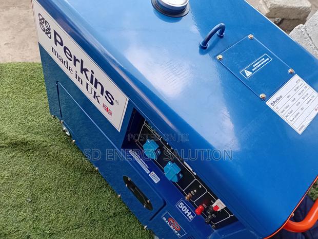 Premium 10kva Uk Made Perkins Generator Diesel 50hz Silent · Photo 1