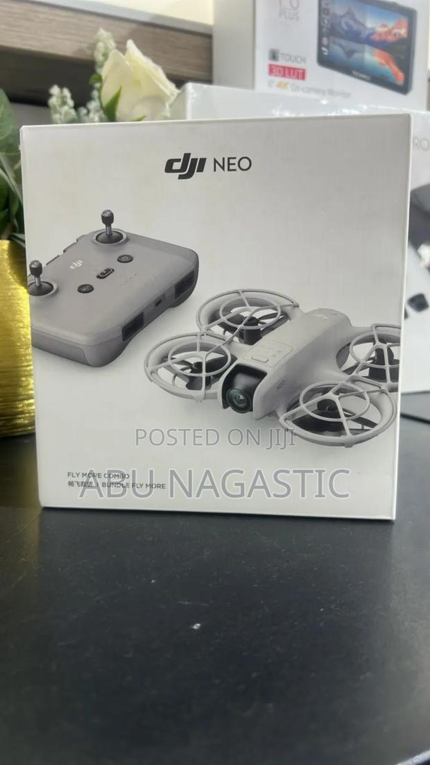 Dji Neo Drone Fly More Combo · Photo 2