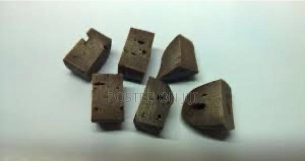 Jamaican Black Stone Wholesale 1 PCS · Photo 1